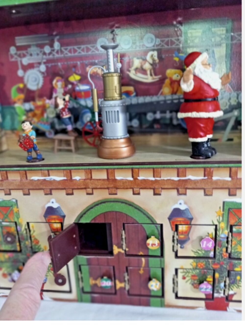 Mr Christmas 2012 Santa’s Workshop Animated Advent Calendar Complete w Ornaments - Picture 11 of 14